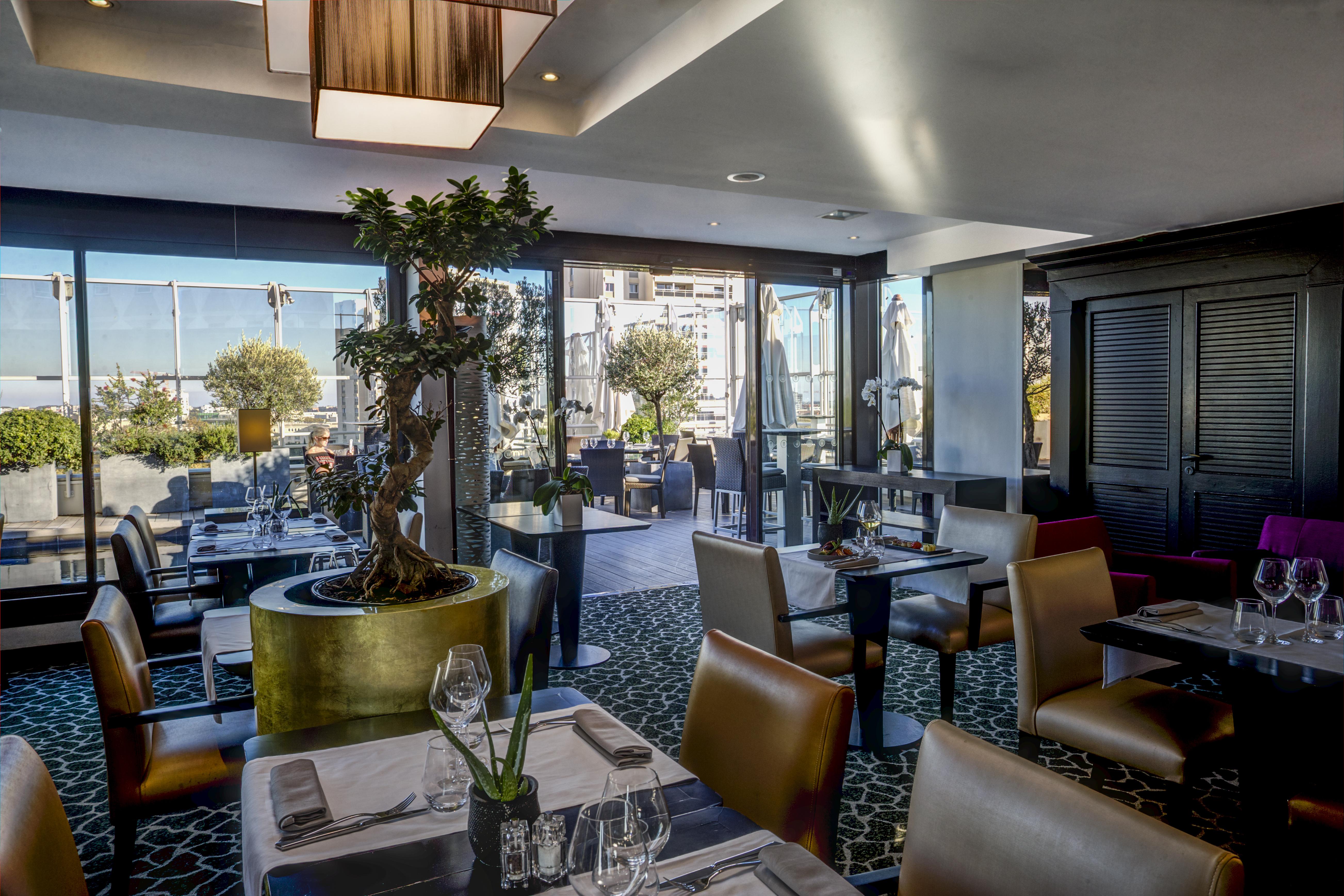 Pullman La Pleiade Montpellier Centre Hotel Екстериор снимка